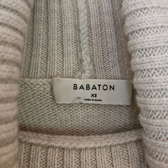 Aritzia Babaton XS Titus Cropped Turtleneck Sweater Light Grey White Merino Wool - Picture 7 of 10